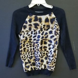 Lepord print sweater with black sleeves